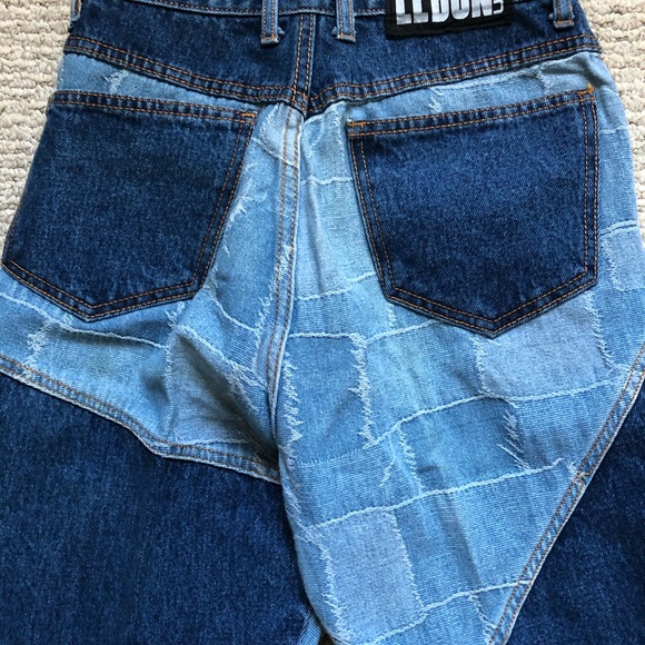 Doubled jeans with mom jean fit - Picture 5 of 6